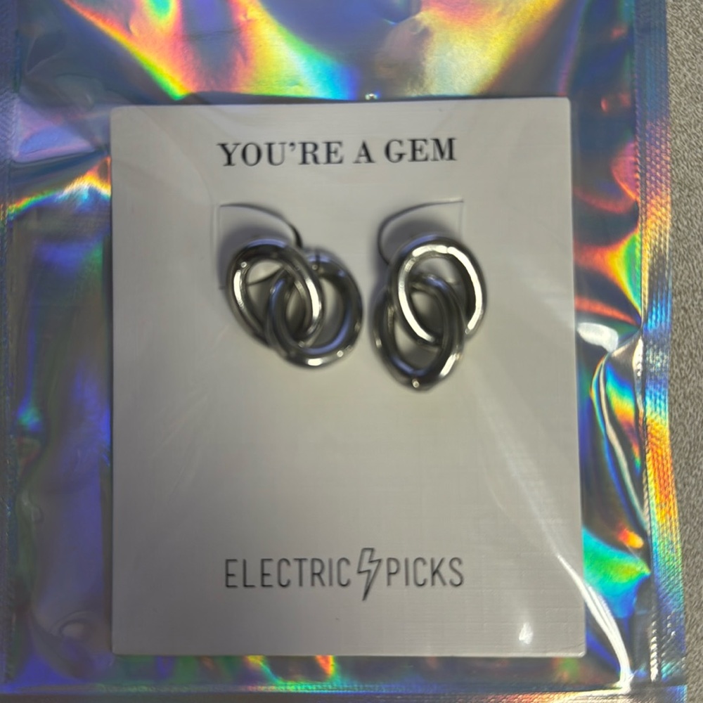 Electric Picks Levi Silver Studs